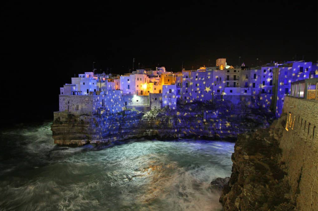 Polignano luminarie natale 2022